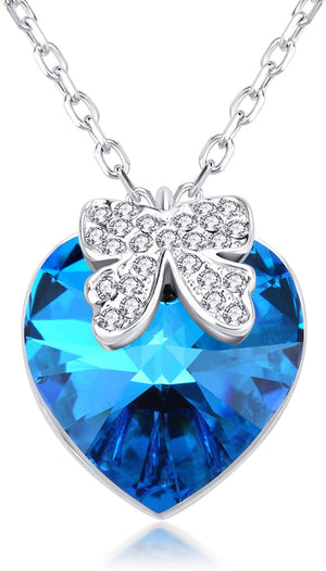 Solitary Crystal AB Necklace / Glow in the Dark / Swarovski Crystal / –  PAPILLON9